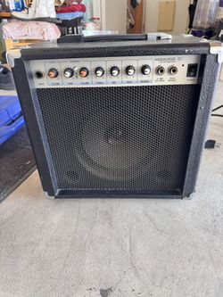 HiSonic 230v Guitar Amplifier