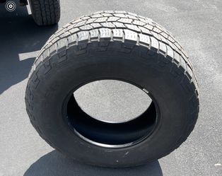 Cooper Discoverer AT3 4S 285/70R17