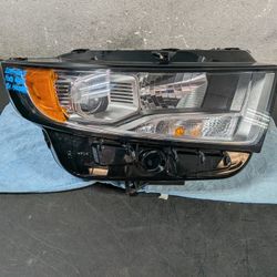 2015-2016-2017-2018 FORD EDGE RIGHT HEADLIGHT OEM #9175