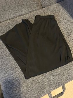 Uniqlo Black Curtain Pant