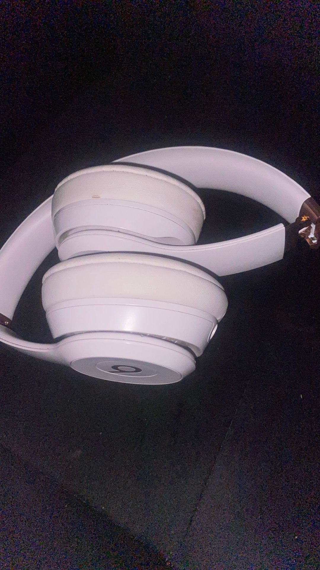 Beats solo 4