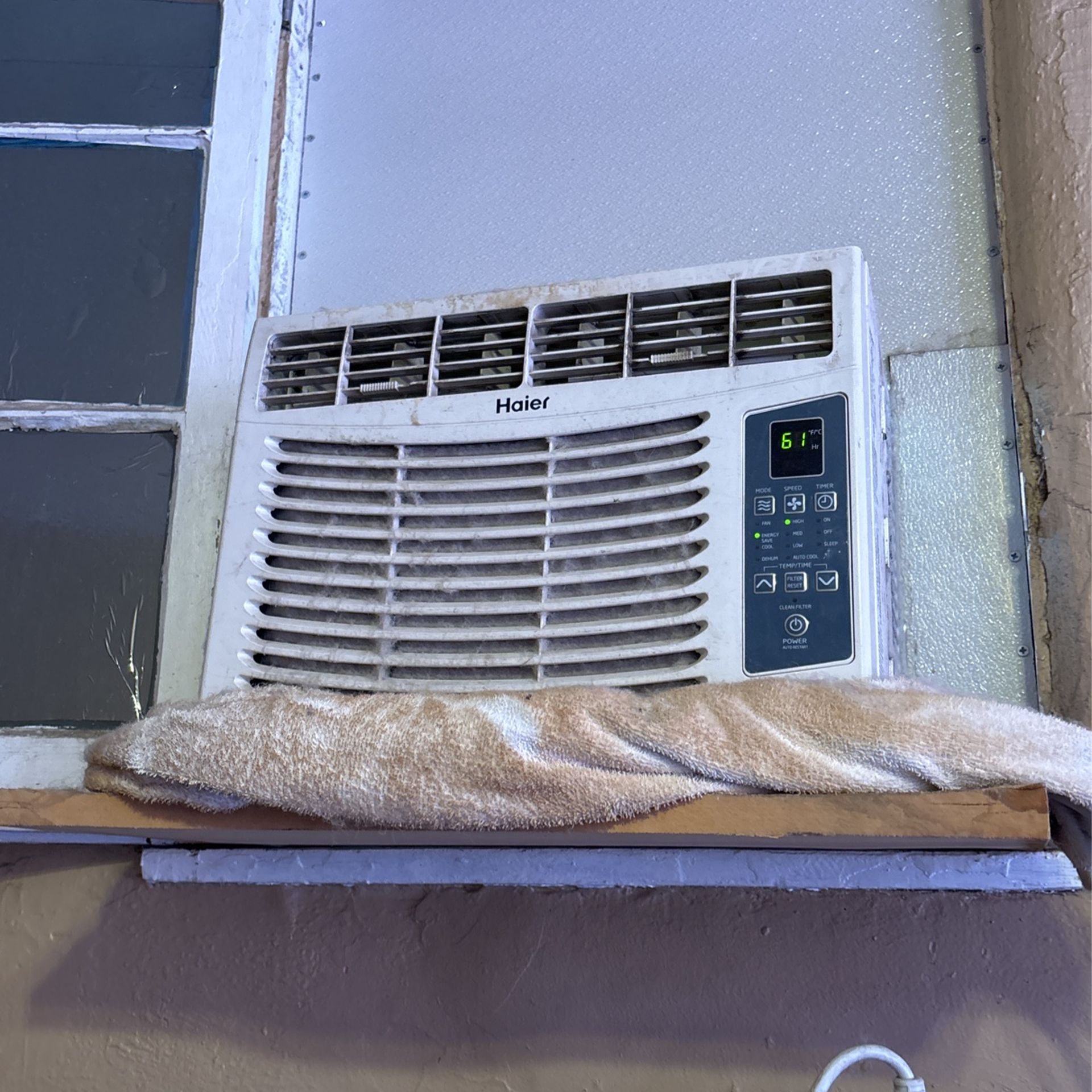 OLD AIR CONDITIONER