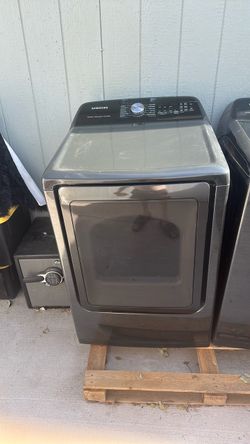 Samsung Front-Load Dryer Graphite Steel