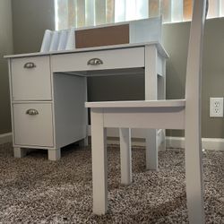 Desk Space For Kids 