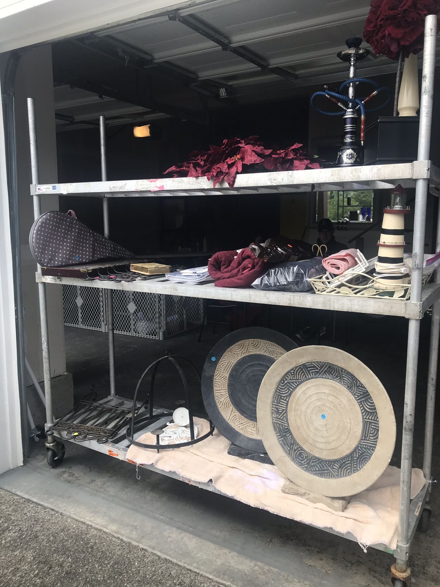 Simple Human Dish Drying Rack for Sale in Bonney Lake, WA - OfferUp