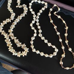 Sea She’ll Lei’s/necklaces