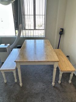 Dining room table and benches set