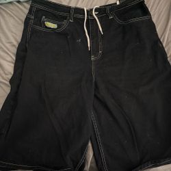 Empyre black jorts size 34