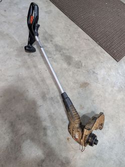 Black & Decker Electric String Trimmer