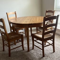 Solid wood dining room set table 4 chairs