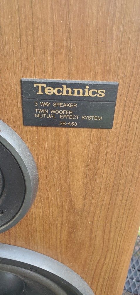 TECHNIC OLD SKOOL Speakers