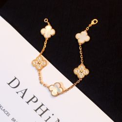 Van Cleef & Arpels bracelet