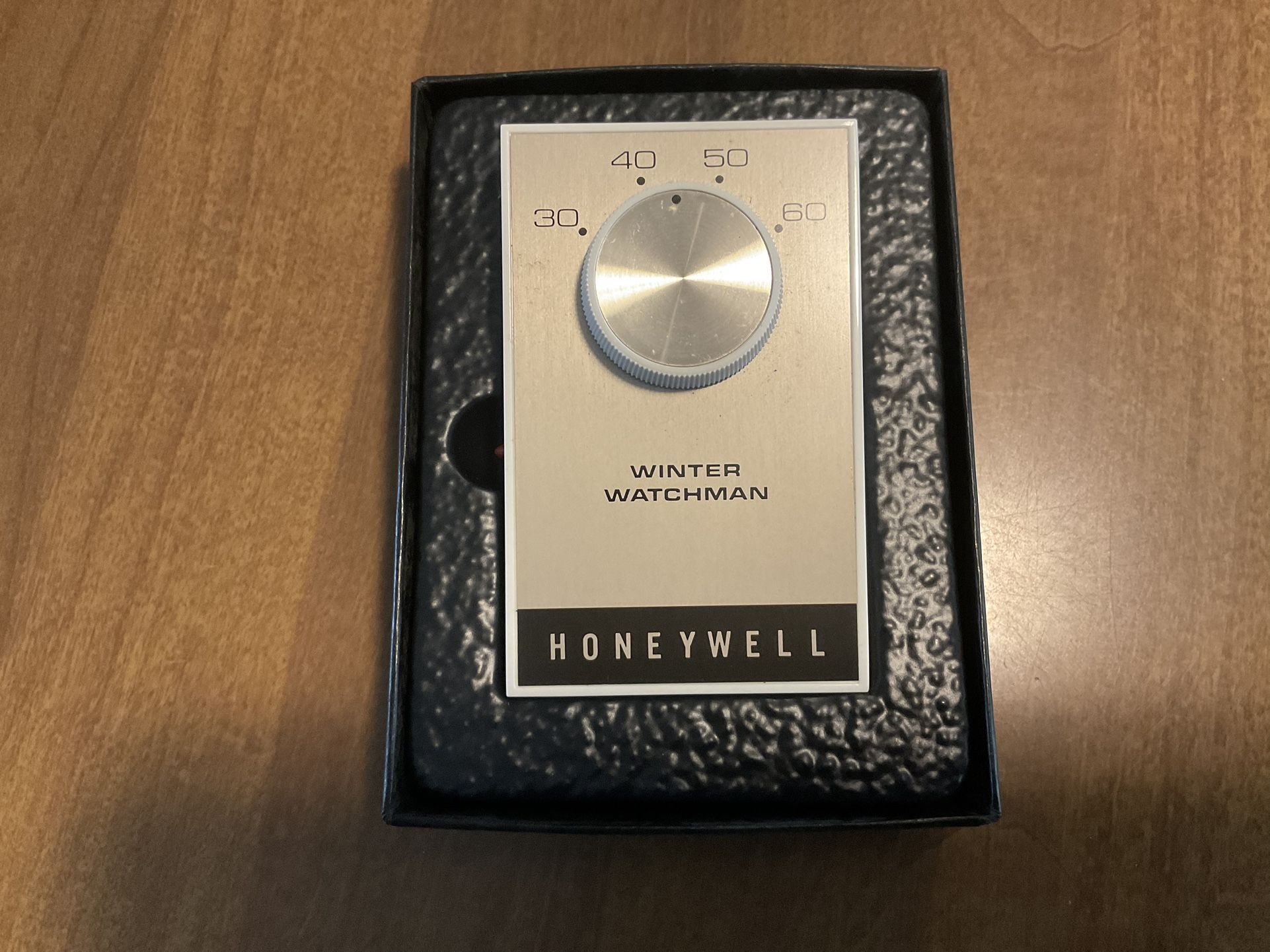 HONEYWELL “WINTER WATCHMAN” Signal System For Low House Temperature