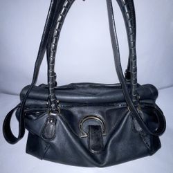 Salvatore Ferragamo Black Leather Saddle Purse DH-21 C076