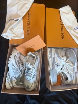 Louis Vuitton Sneakers men’s 9.5