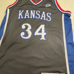 Paul Pierce Vintage Kansas Jersey