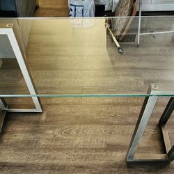 Gorgeous Console & Matching End Tables With Metal Legs