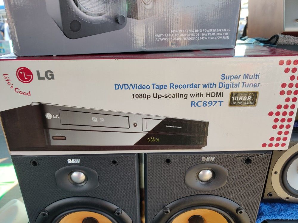 LG RC897T Multi-Format DVD Player Recorder VHS VCR Dubbing Combo 1080p HDMI