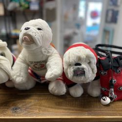Georgia Bulldogs glasses stuffed animals and purse with keychain