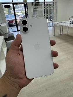 iPhone 16 Plus 6.7" (AT&T) 128GB White Premium Pre-owned