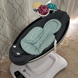 4 Moms Mamaroo