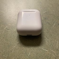 Apple AirPods 2  A2031 White Charging Case