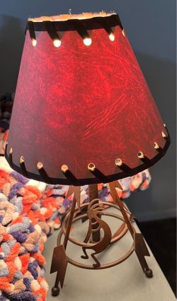 Indigenous style lamp