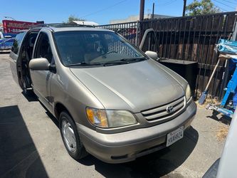 2001 Toyota Sienna