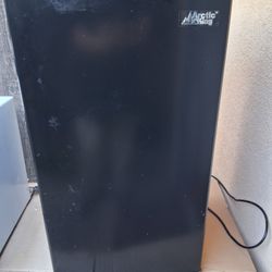 Artic King Refrigerator 