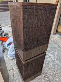 Vintage 1970s Bose 501 Loudspeakers