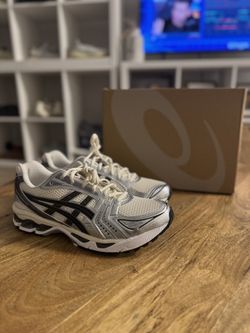 ASIC Gel Kayano 14 Cream Black Size 8 Deadstock 