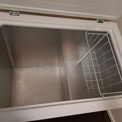 Hisense Freezer 