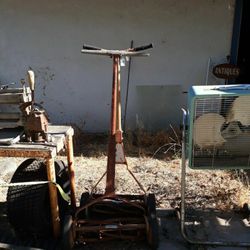 Vintage Push Mowers Make Offer 