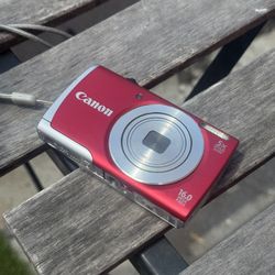 Vintage Canon Powershot A2500 Y2K Digicam - Red 