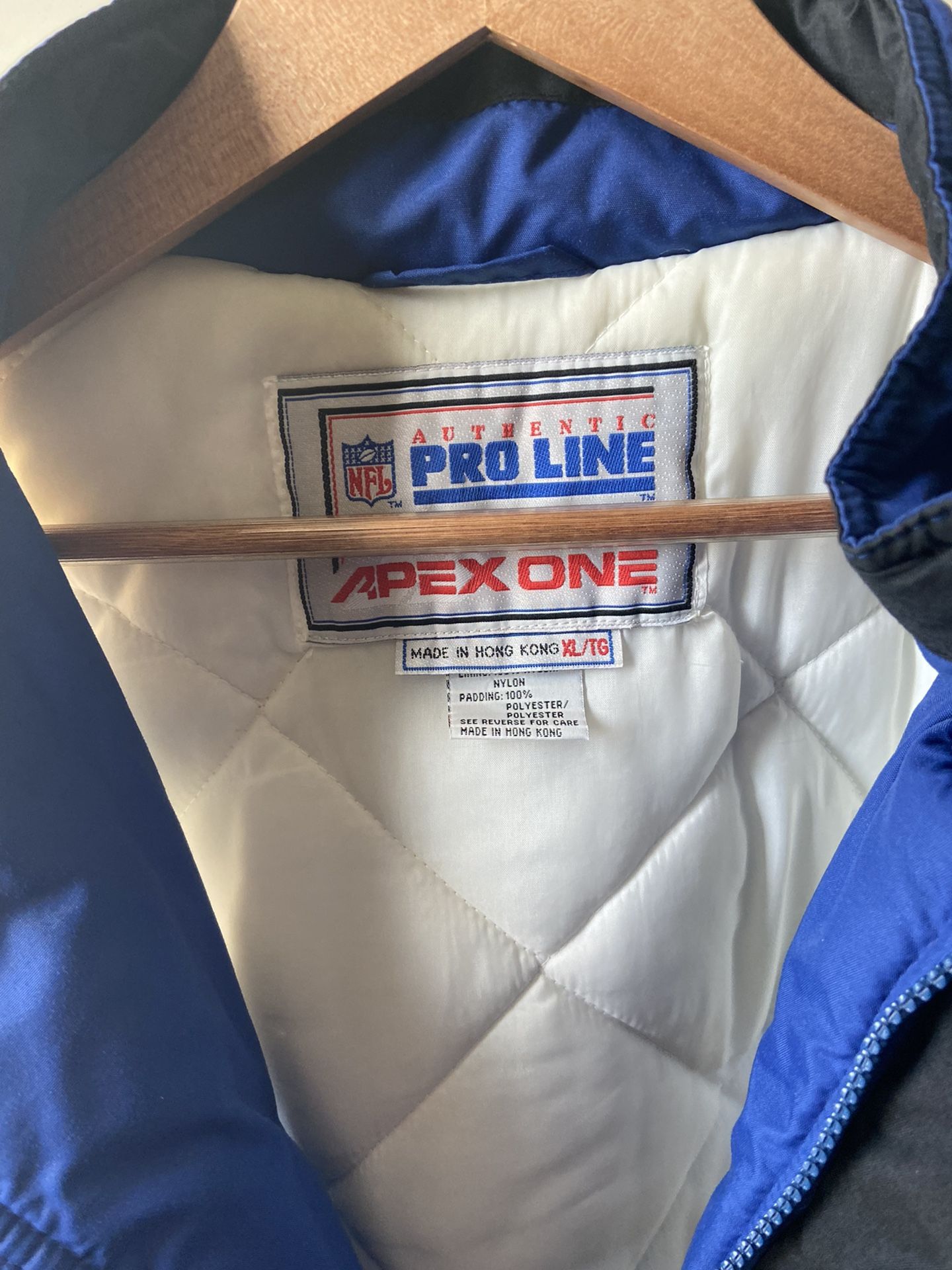 Dallas Cowboys: Winter jacket for Sale in Chandler, AZ - OfferUp