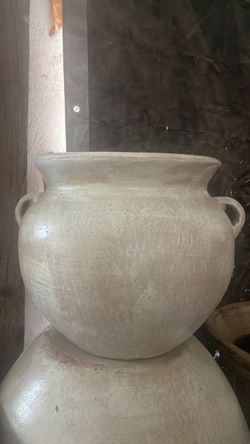 Clay pot
