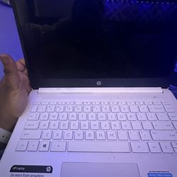 HP LAPTOP FULLY FUNCTIONAL