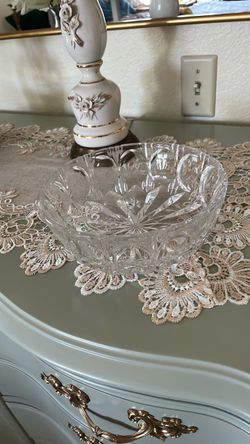 Crystal bowl
