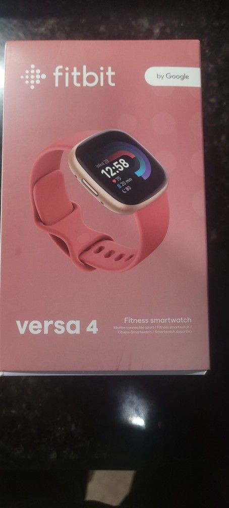 Fitbit Versa 4
