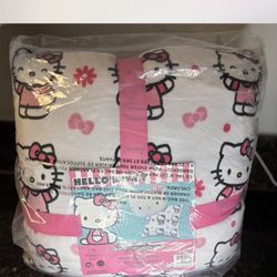 Hello Kitty Pillow Set