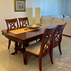 Classic Elegant Solid wood dining set