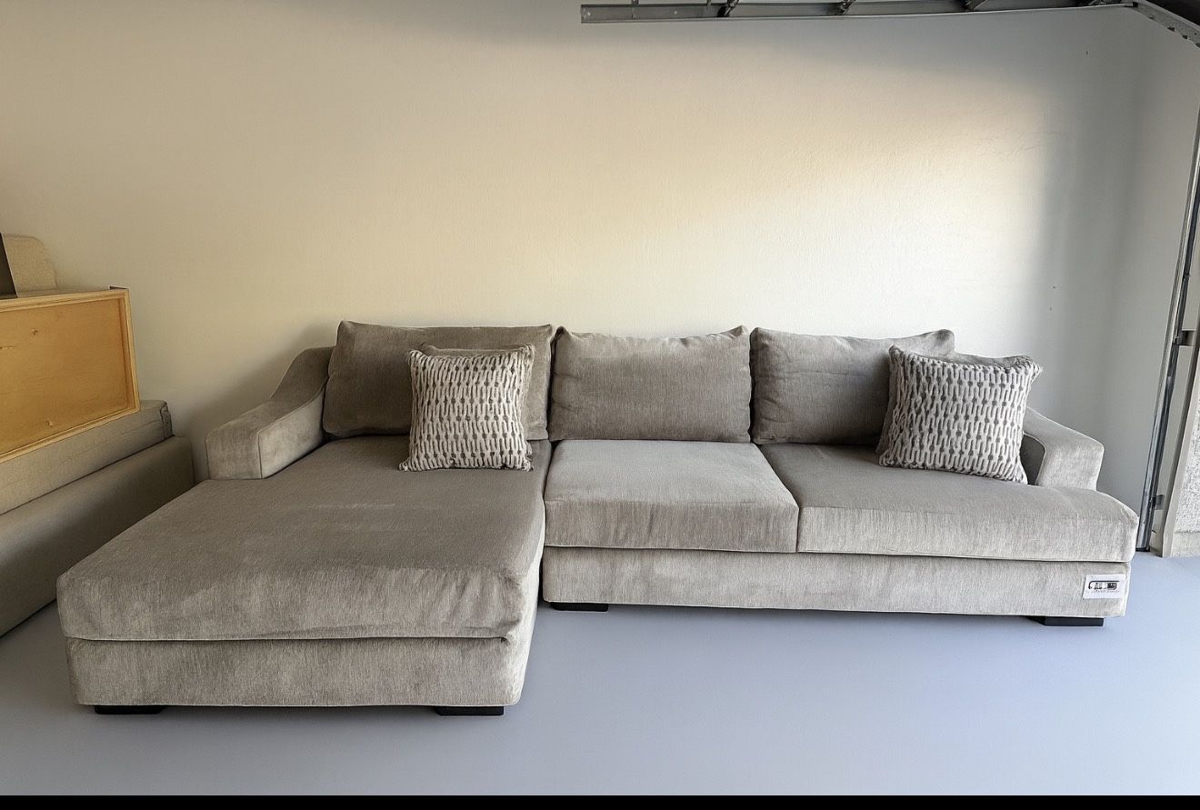 Left Arm Sectional Couch Sofa Living Spaces New