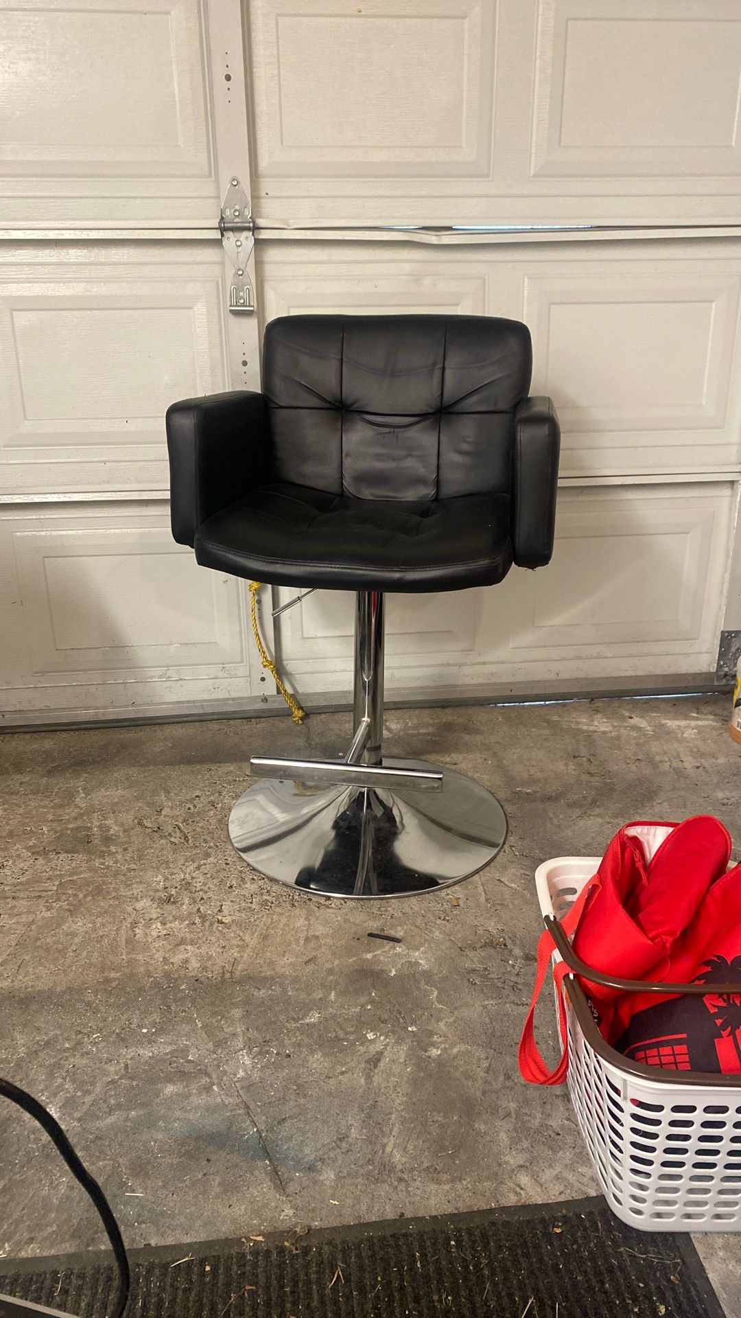 Adjustable Height Bar Chair