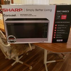MOVING SALE - Sharp XL Carousel Microwave