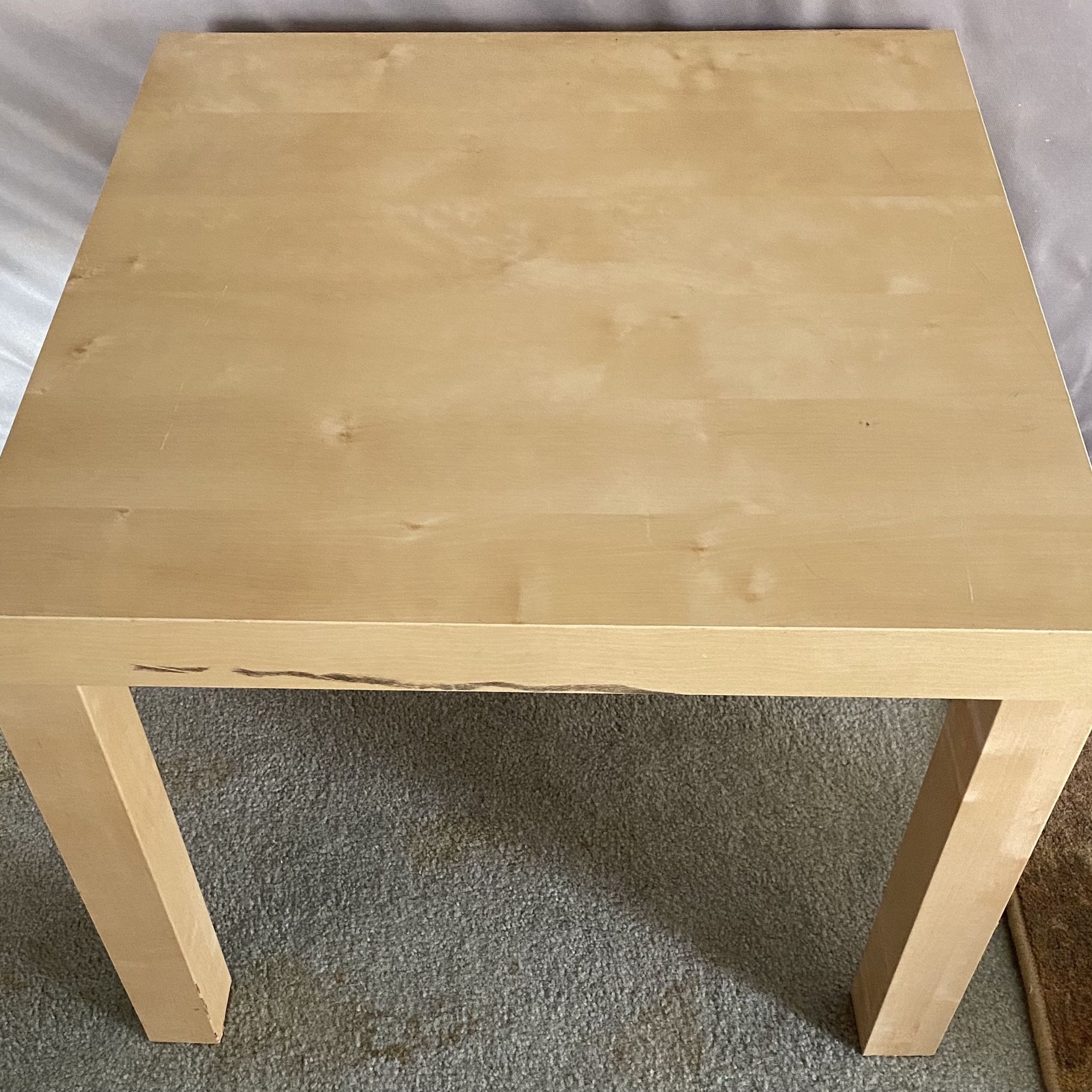 Light Weight End Table With Laminate Finish Measures at 21 1/2” WideX 21 1/2” Deep X 17 1/2” Tall