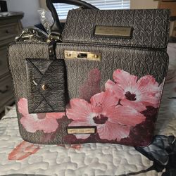 New MARC ANTHONY Handbag Wallet Set