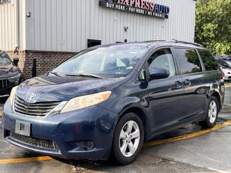 2012 Toyota Sienna