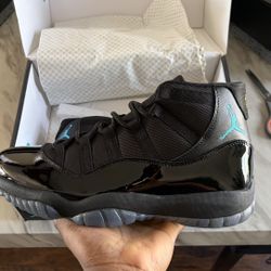 Jordan 11 Gamma Blue