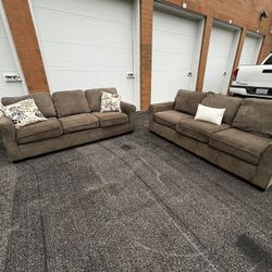 2 Piece Brown Sofa Set *FREE curbside Delivery 