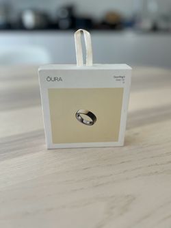 Oura Ring 5 Gold Size 11